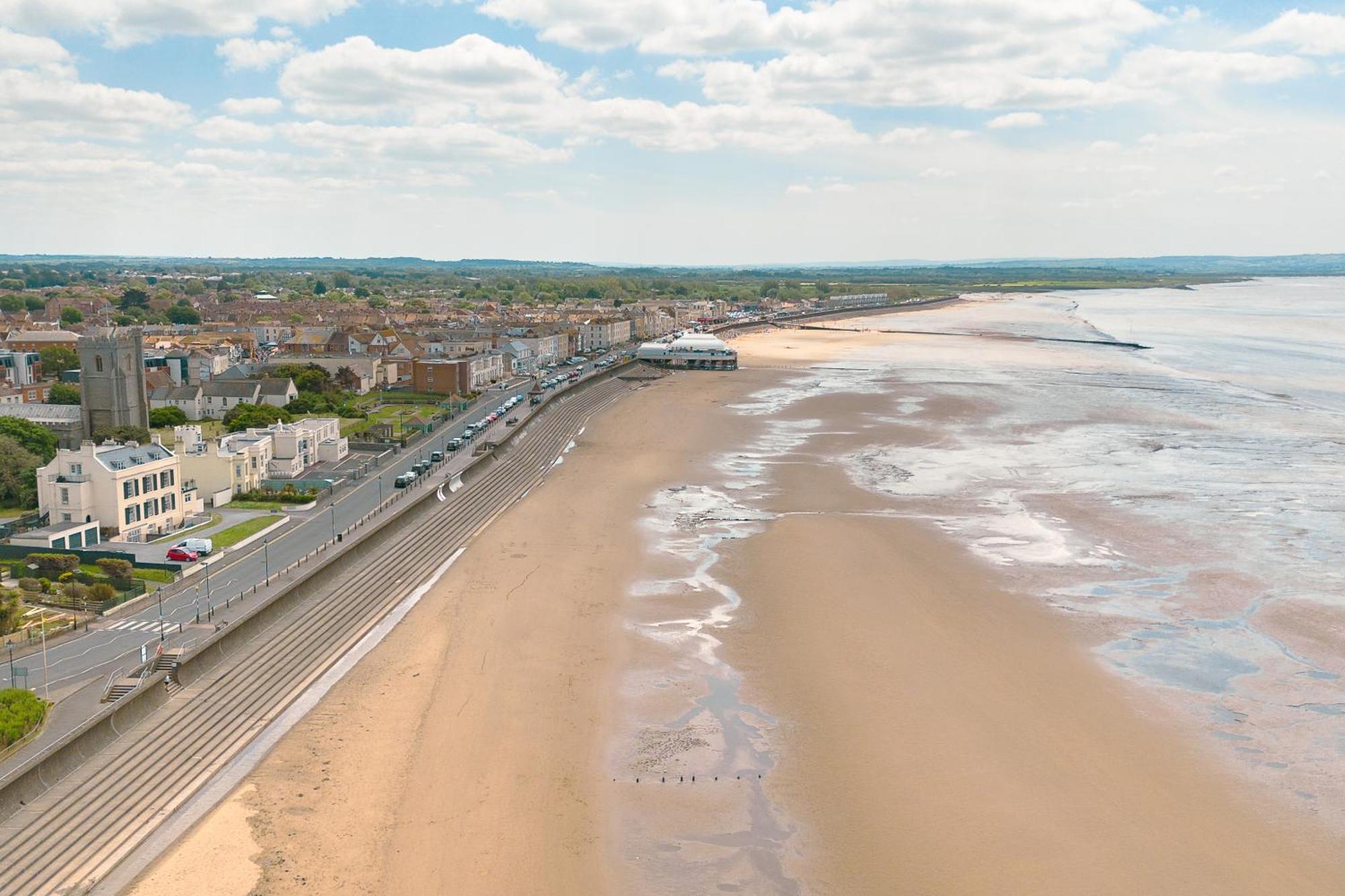 Round Tower Holiday Apartments - Seafront 1,2 & 3 Bedroom Homes Free Parking, Wifi Burnham-on-Sea Εξωτερικό φωτογραφία
