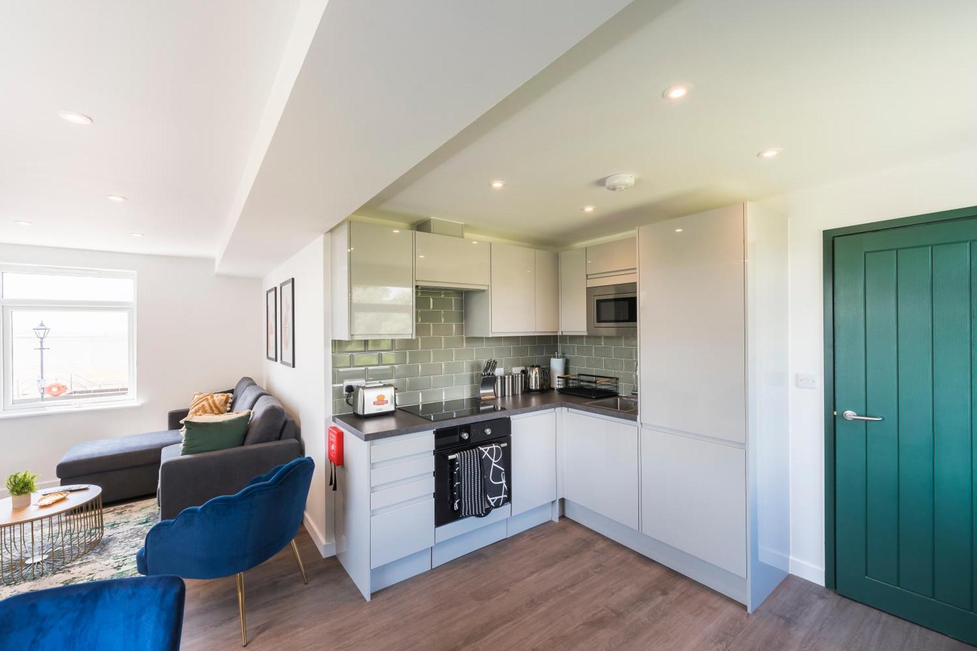Round Tower Holiday Apartments - Seafront 1,2 & 3 Bedroom Homes Free Parking, Wifi Burnham-on-Sea Εξωτερικό φωτογραφία