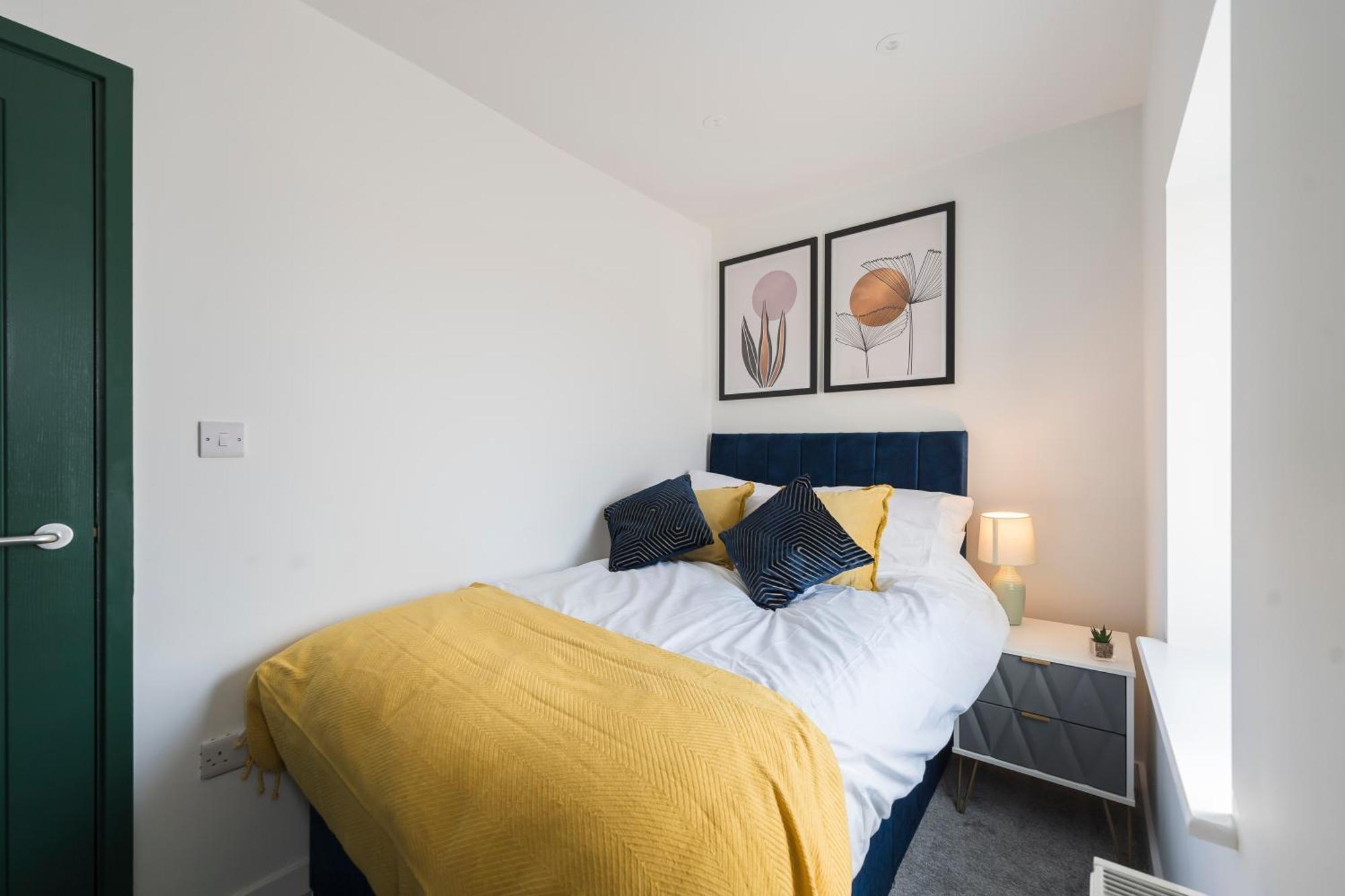 Round Tower Holiday Apartments - Seafront 1,2 & 3 Bedroom Homes Free Parking, Wifi Burnham-on-Sea Εξωτερικό φωτογραφία
