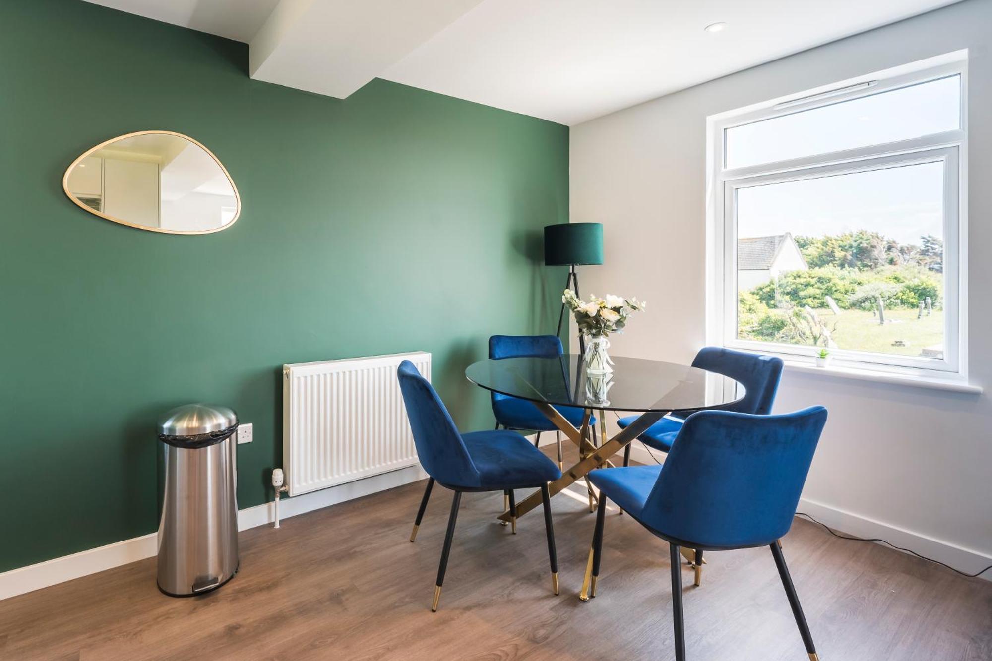 Round Tower Holiday Apartments - Seafront 1,2 & 3 Bedroom Homes Free Parking, Wifi Burnham-on-Sea Εξωτερικό φωτογραφία