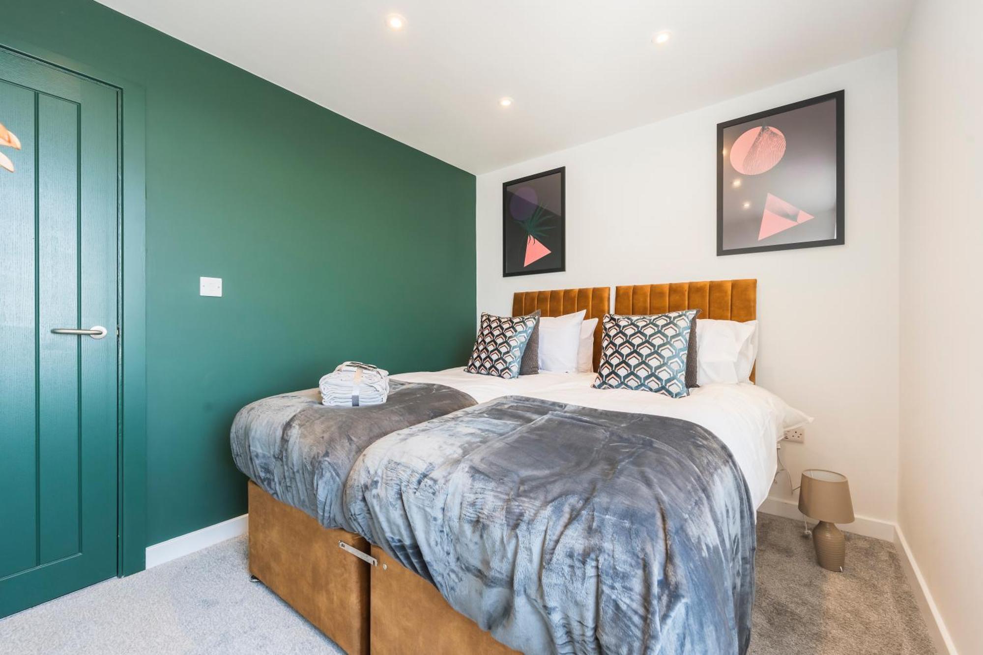Round Tower Holiday Apartments - Seafront 1,2 & 3 Bedroom Homes Free Parking, Wifi Burnham-on-Sea Εξωτερικό φωτογραφία
